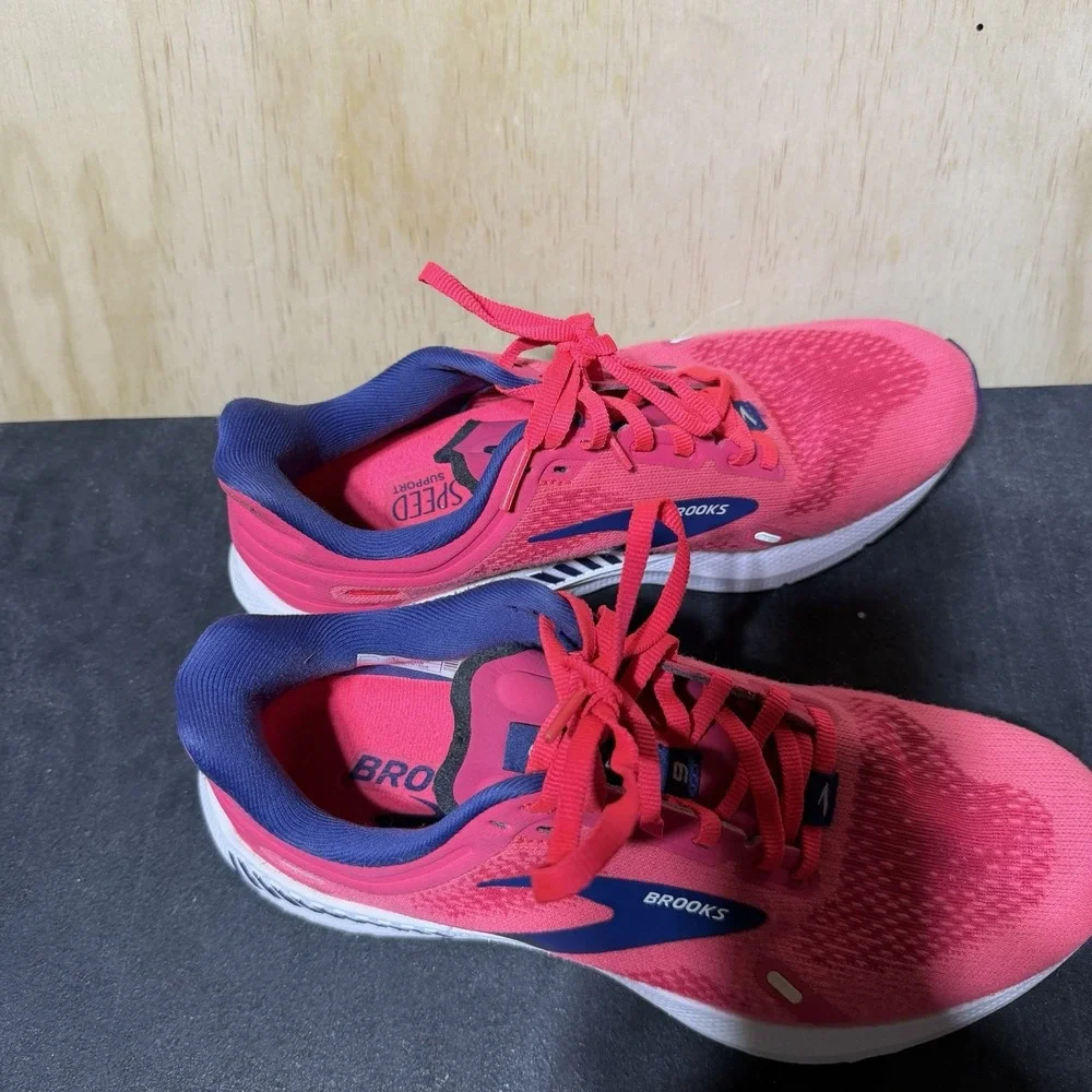 Brooks Launch GTS 9 Women's Size 8 Running Shoes Training Sneakers 1203741B604